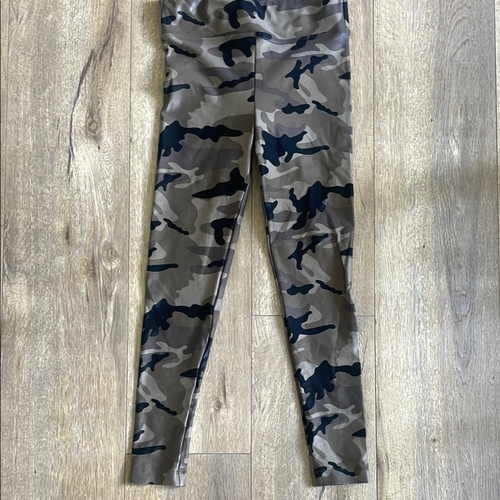 Koral Green and Brown Camouflage Leggings with Stretchy Fit - Picture 7 of 7